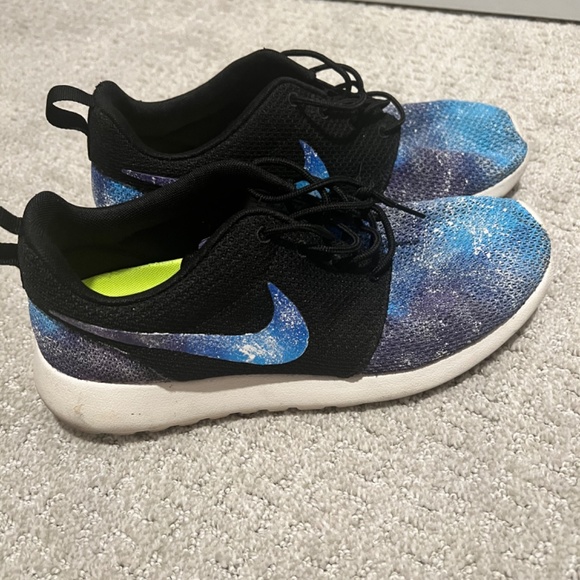 Custom Dyed Galaxy Nikes - Picture 2 of 3